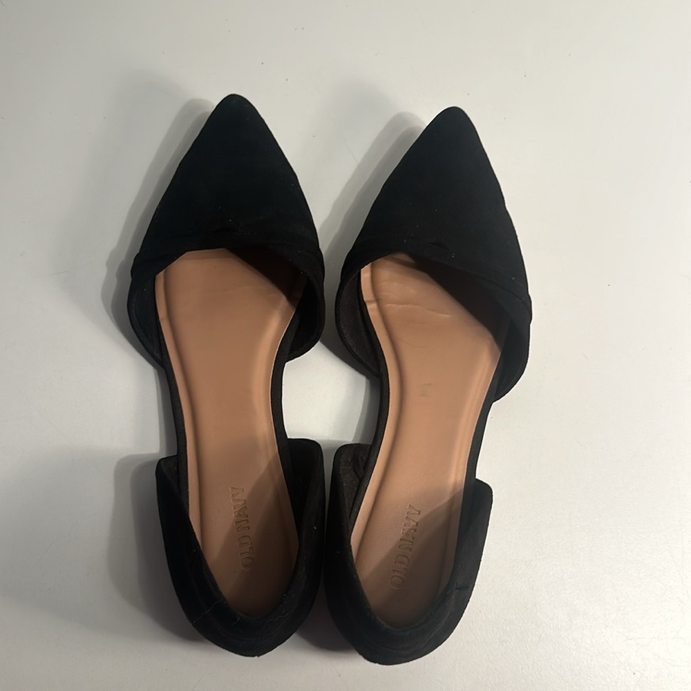 Old Navy Black Faux Suede Pointed Toe Flats - Size 9 Women’s - Picture 7 of 10